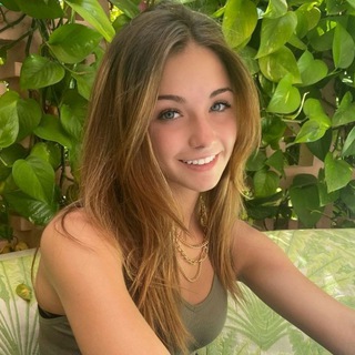 Ava majury