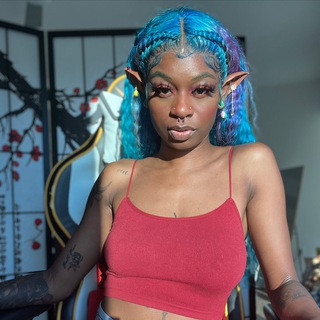 $yungyannahx CLUB YANNAH