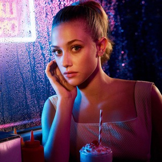 LiliReinhart